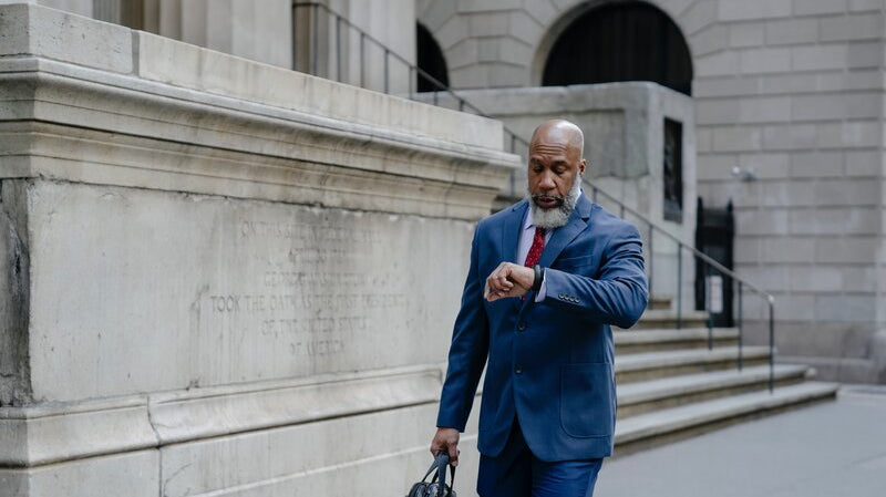 What Color Socks to Wear with a Blue Suit