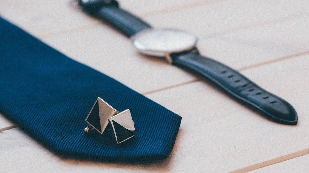 How To Wear Cufflinks Properly