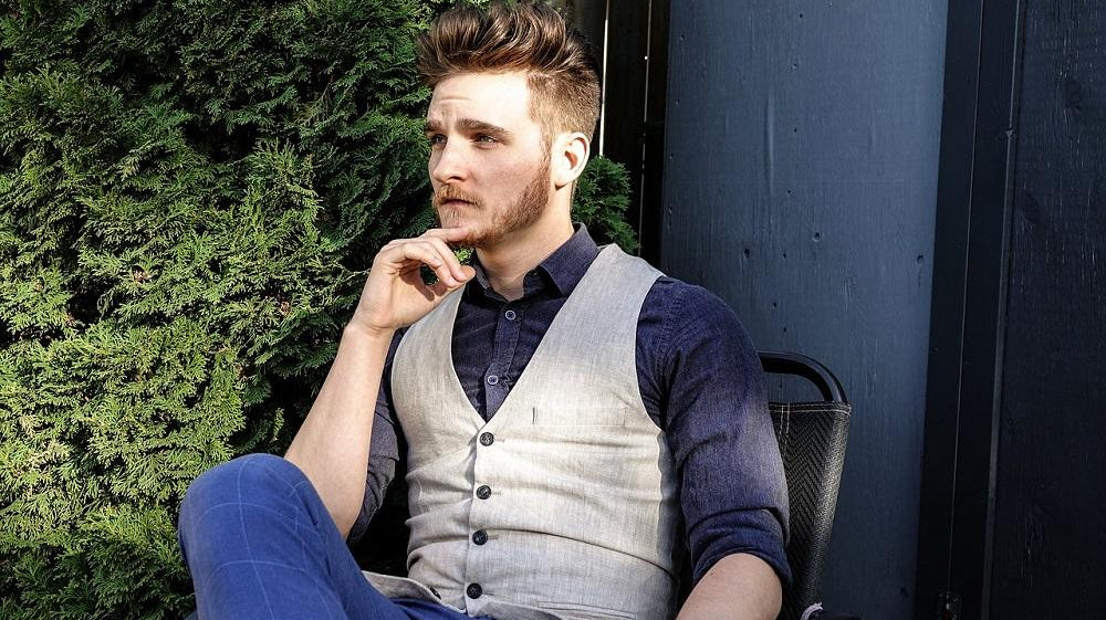 How to Dress Like a Powerful Man