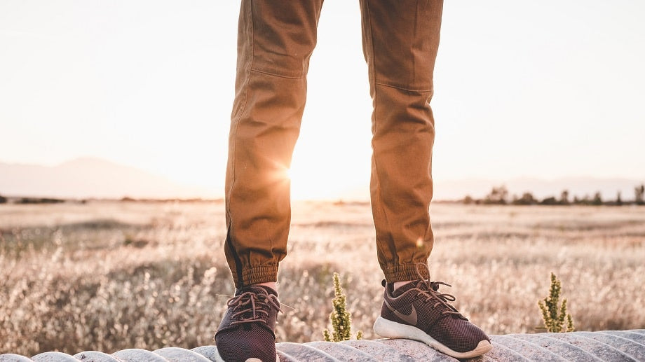 5 Khaki Pants Outfit Ideas for Men