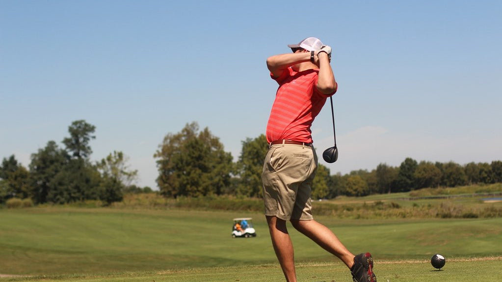What To Wear With Khaki Shorts