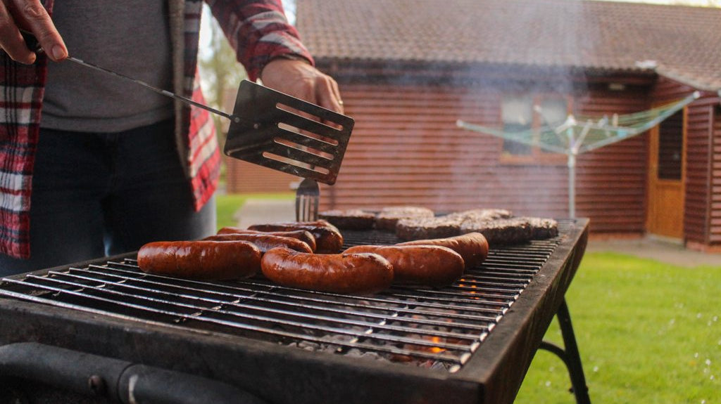 What to Wear to a Summer Barbecue