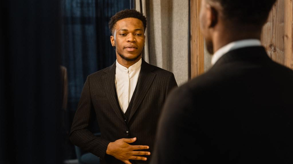 How to Wear a Dinner Jacket in Style