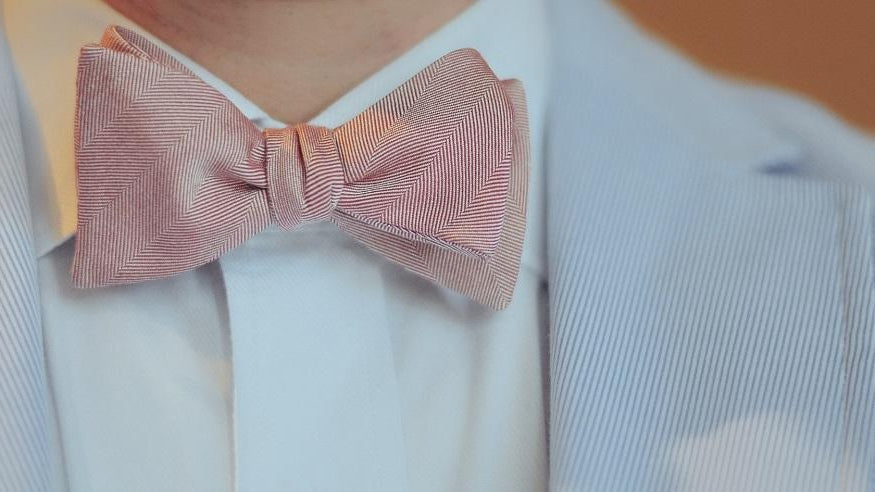 What to Wear with a Seersucker Jacket