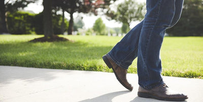 How to Dress Up Men's Jeans