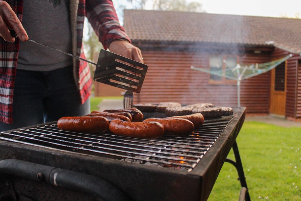 What to Wear to a Summer Barbecue