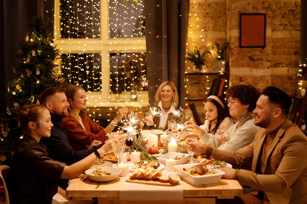 How to Dress for the Holidays