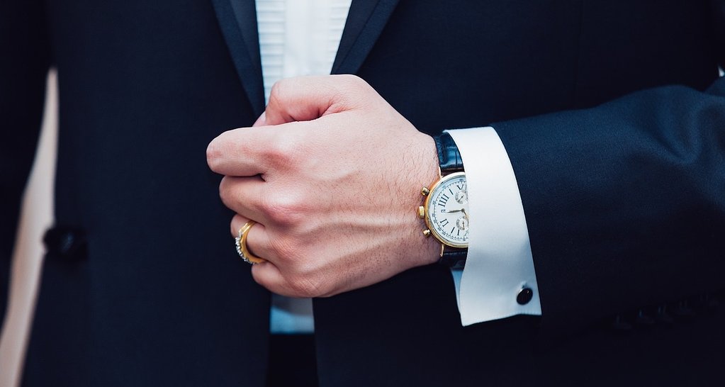 The Perfect Business Attire for Men