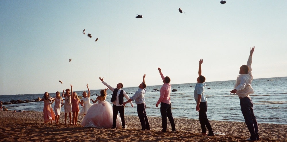 What to Wear to a Beach Wedding for Men